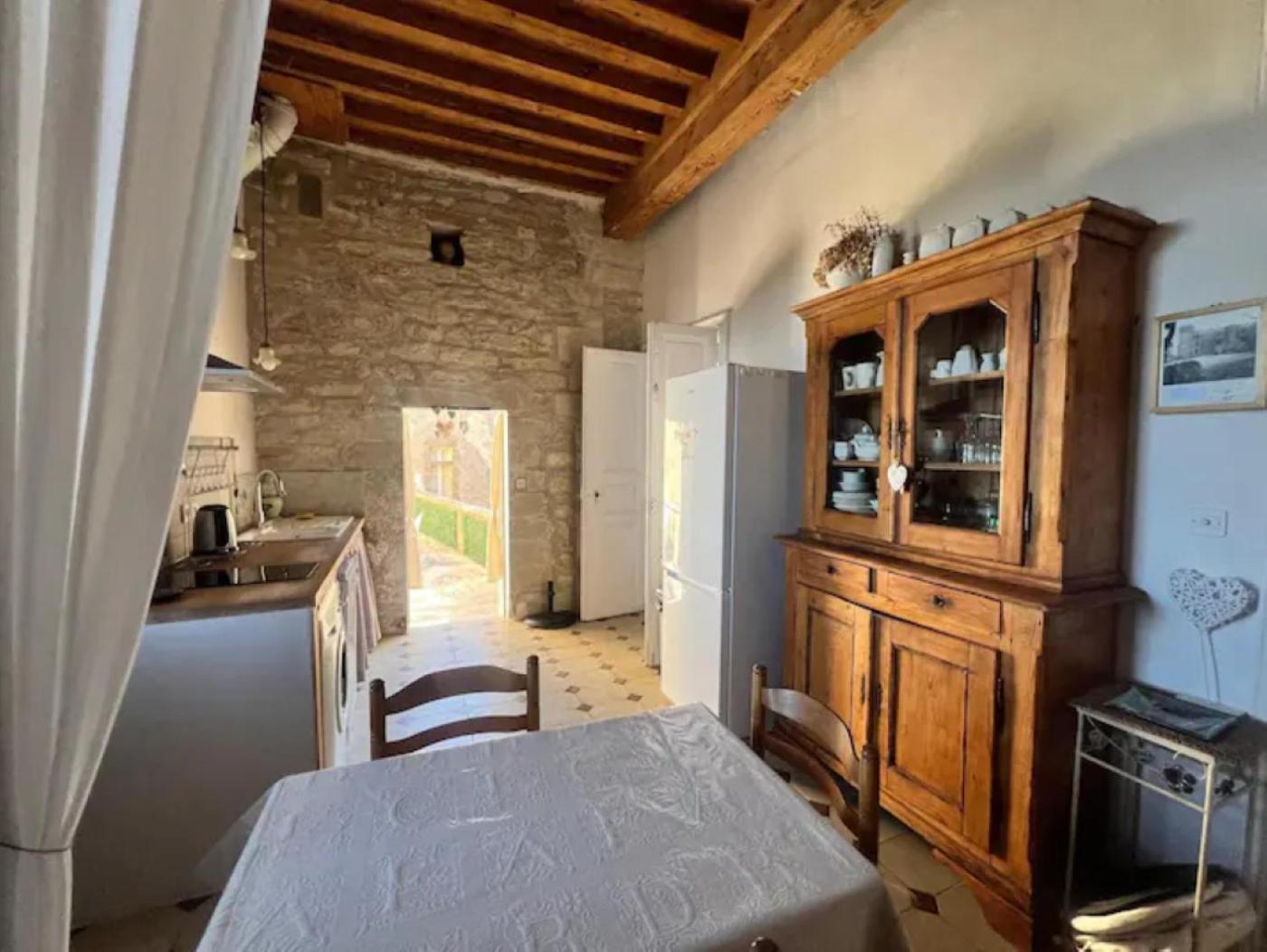 Appartement Spacieux Avec Deux Chambres Au Chateau Valence  Exterior photo